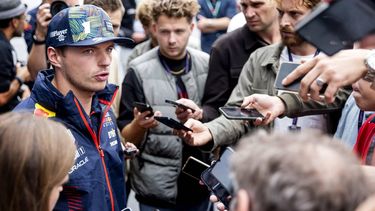 2023-08-24 15:48:37 ZANDVOORT - Max Verstappen (Red Bull Racing) op het circuit op het Circuit van Zandvoort voorafgaand aan de F1 Grand Prix van Nederland op 24 augustus 2023 in Zandvoort, Nederland. ANP KOEN VAN WEEL