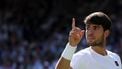 epa12232105 Carlos Alcaraz of Spain reacts during the Men's Singles semi-finals match against Taylor Fritz of the USA at the Wimbledon Championships, Wimbledon, Britain, 11 July 2025.  EPA/NEIL HALL  EDITORIAL USE ONLY