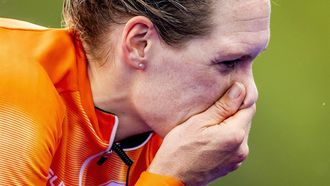 PARIJS - Ellen van Dijk na de finish van de tijdrit wielrennen vrouwen op de Olympische Spelen in de Franse hoofdstad. ANP KOEN VAN WEEL