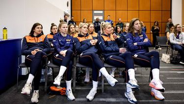 ARNHEM - De spelers tijdens de teampresentatie van de Nederlandse vrouwenploeg volleybal in aanloop naar de olympische kwalificatieperiode. ANP SEM VAN DER WAL