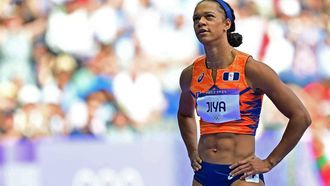Netherlands' Tasa Jiya reacts after competing in the women's 200m heat of the athletics event at the Paris 2024 Olympic Games at Stade de France in Saint-Denis, north of Paris, on August 4, 2024. 
Martin  BERNETTI / AFP