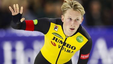HEERENVEEN - Merijn Scheperkamp reageert na  de 500 meter tijdens de eerste dag van het NK Sprint schaatsen in het Thialf stadion in Heerenveen. ANP VINCENT JANNINK
