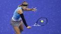 Czech Republic's Karolina Muchova returns the ball to USA's Coco Gauff during the US Open tennis tournament women's singles semi-finals match at the USTA Billie Jean King National Tennis Center in New York City, on September 7, 2023. 
COREY SIPKIN / AFP