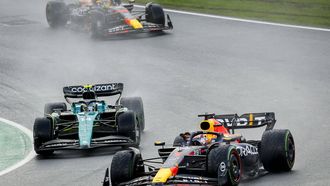 2023-08-27 17:19:26 ZANDVOORT - Max Verstappen (Red Bull Racing), Fernando Alonso (Aston Martin) en Sergio Perez (Red Bull Racing) tijdens de F1 Grand Prix van Nederland op het Circuit van Zandvoort op 27 augustus 2023 in Zandvoort, Nederland. ANP REMKO DE WAAL