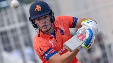 Netherlands' Bas de Leede plays a shot during the 2023 ICC Men's Cricket World Cup one-day international (ODI) match between Netherlands and Bangladesh at the Eden Gardens in Kolkata on October 28, 2023. 
DIBYANGSHU SARKAR / AFP