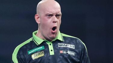 epa12610412 Michael van Gerwen of the Netherlands gestures as he plays against Ireland’s William O'Connor during his second round World Darts Championships match at Alexandra Palace in London, Britain, 23 December 2025. The sporting event runs from 11 December 2025 to 03 January 2026.  EPA/ANDY RAIN