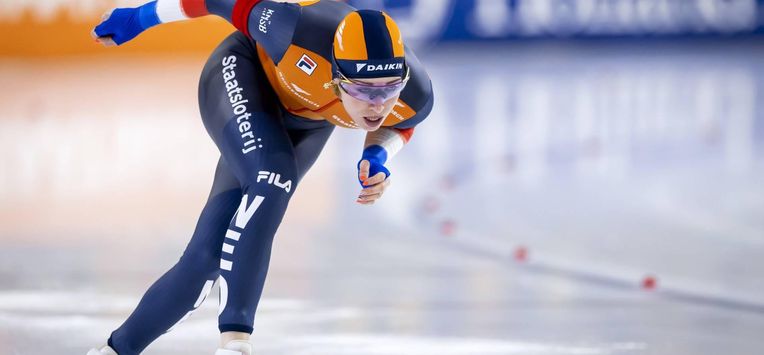 HEERENVEEN - Antoinette Rijpma-De Jong (NED) in actie op de 500 meter allround vrouwen tijdens de tweede dag van de WK allround en sprint in ijsstadion Thialf. SEM VAN DER WAL / ANP