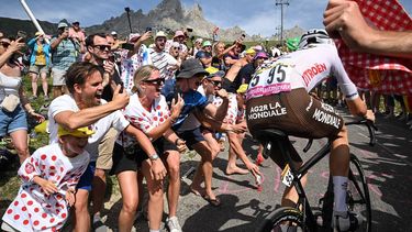 2023-07-19 17:39:47 AG2R Citroen Team's Austrian rider Felix Gall cycles in the ascent of Col de la Loze in the final kilometres of the 17th stage of the 110th edition of the Tour de France cycling race, 166 km between Saint-Gervais Mont-Blanc and Courchevel, in the French Alps, on July 19, 2023. 
Marco BERTORELLO / AFP