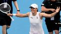 epa11059968 Iga Swiatek of Poland celebrates winning against Caroline Garcia of France during their Semi-Final match of the 2024 United Cup at Ken Rosewall Arena in Sydney, Australia, 06 January 2024.  EPA/STEVEN MARKHAM AUSTRALIA AND NEW ZEALAND OUT