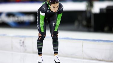 HEERENVEEN - Femke Kok reageert na de 1000 meter tijdens de eerste dag van het Nederlandse kampioenschap sprint schaatsen in Thialf. ANP VINCENT JANNINK