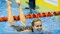 2023-07-23 20:41:52 FUKUOKA - Ariarne Titmus uit Australie wint de finale van de 400 vrije slag tijdens het WK Zwemmen in Japan. ANP KOEN VAN WEEL