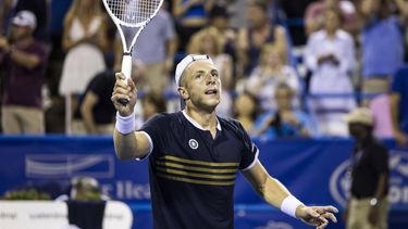 2023-08-05 21:11:10 epa10786873 Tallon Griekspoor of the Netherlands reacts after defeating Taylor Fritz of the USA in their Men's Singles semi final match at the Mubadala Citi DC Open in Washington, DC, USA, 05 August 2023.  EPA/JIM LO SCALZO