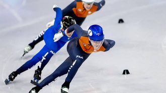 MILAAN - Xandra Velzeboer en Selma Poutsma tijdens de halve finales voor de 500 meter bij het shorttrack schaatsen in de Milano Ice Skating Area op de Olympische Winterspelen van Milaan. SEM VAN DER WAL / ANP