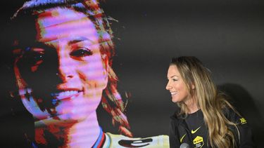 Visma-Lease a bike's French rider Pauline Ferrand-Prevot attends a press conference during the presentation of the Visma-Lease a Bike cycling team at La Nucia near Alicante, eastern Spain on January 13, 2026. 
Jose Jordan / AFP