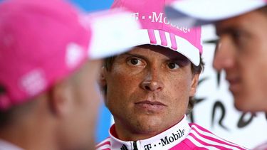 2006-06-30 20:03:02 epa10989883 (FILE) - German Jan Ullrich of T-Mobile team stands on the stage during the Team Presentation prior to the 2006 Tour de France in Strasbourg, France, 29 June 2006.  For the first time, former German professional cyclist Jan Ullrich has clearly admitted to having taken doping substances during his career. Ullrich made this statement at the presentation of the Amazon documentary 