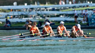 AMSTERDAM - Mats van Sabben, Thijs Ruiken, Lucas Keijzer en Percijn van Haeringen in actie tijdens de halve finale mannen dubbelvier op de vierde dag van de wereldkampioenschappen roeien op de Bosbaan in het Amsterdamse Bos. IRIS VAN DEN BROEK / ANP
