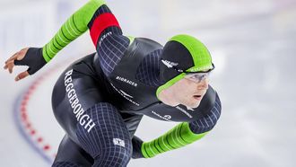 HEERENVEEN - Jenning de Boo in actie tijdens de 500m mannen op de tweede dag van het olympisch kwalificatietoernooi langebaanschaatsen in Thialf. ANP ROBIN VAN LONKHUIJSEN