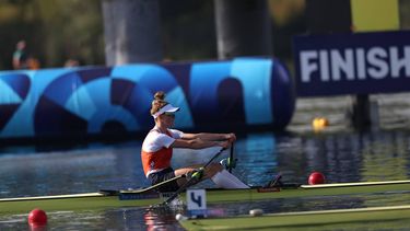 epa11507937 Karolien Florijn of Netherlands in action during the Women single sculls quarterfinals of the Rowing competitions in the Paris 2024 Olympic Games, at the Vaires-sur-Marne Nautical Stadium in Vaires-sur-Marne, France, 30 July 2024.  EPA/ALI HAIDER