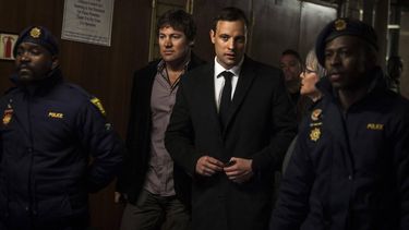 2016-07-06 11:10:51 (FILES) South African Paralympian Oscar Pistorius (C-R) arrives at the Pretoria High Court for sentencing procedures in his murder trial on July 6, 2016. Lawyers for Oscar Pistorius said on November 22, 2023 they hope the former South African Paralympic champion who was convicted of murdering his girlfriend a decade ago will be released immediately if granted parole later this week.
Pistorius, 37, will appear before a parole board at a correctional centre outside Pretoria where he is currently detained on November 24, 2023. 

John WESSELS / AFP