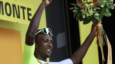 Intermarche - Wanty team's Eritrean rider Biniam Girmay celebrates on the podium after winning the 3rd stage of the 111th edition of the Tour de France cycling race, 230,5 km between Piacenza and Turin, in Italy, on July 1, 2024. 
Thomas SAMSON / AFP