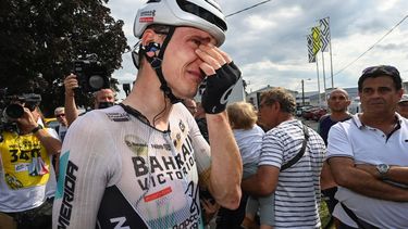 2023-07-21 18:07:09 Bahrain - Victorious' Slovenian rider Matej Mohoric (C) celebrates after winning the 19th stage of the 110th edition of the Tour de France cycling race 173 km between Moirans-en-Montagne and Poligny, in the Jura department of central-eastern France, on July 21, 2023. 
Tim De Waele / POOL / AFP