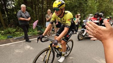 epa12291035 Dutch cyclist Olav Kooij of Team Visma-Lease a Bike in action during the sixth stage of the 82nd Tour de Pologne cycling race over 147.6 km, from Bukowina Tatrzanska to Bukowina Tatrzanska, in Lapszanka village, Tatra Mountains, southern Poland, 09 August 2025.  EPA/Grzegorz Momot POLAND OUT
