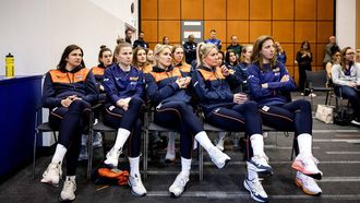 ARNHEM - De spelers tijdens de teampresentatie van de Nederlandse vrouwenploeg volleybal in aanloop naar de olympische kwalificatieperiode. ANP SEM VAN DER WAL