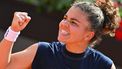Italy's Jasmine Paolini reacts during the women's singles semi-final match against USA’s Peyton Stearns during the WTA Rome Open tennis tournament at Foro Italico in Rome on May 15, 2025. 
Andreas SOLARO / AFP