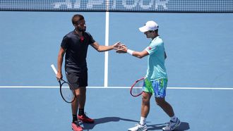 Netherlands' Wesley Koolhof (R) and partner Nikola Mektic of Croatia celebrate a point against Spain's Marcel Granollers and Argentina's Horacio Zeballos during their men's doubles final match of the Auckland Classic tennis tournament in Auckland on January 13, 2024. 
MICHAEL BRADLEY / AFP