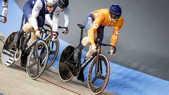 HEUSDEN-ZOLDER - Baanwielrenner Harrie Lavreysen in actie op de tweede ronde van de Keirin tijdens de slotdag van de Europese kampioenschappen baanwielrennen in Belgie. ANP BAS CZERWINSKI