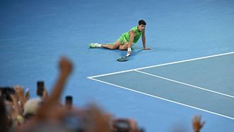 epa12692278 Carlos Alcaraz of Spain celebrates his win in the men’s semifinal against Alexander Zverev of Germany on day 13 of the 2026 Australian Open tennis tournament in Melbourne, Australia, 30 January 2026.  EPA/JAMES ROSS AUSTRALIA AND NEW ZEALAND OUT