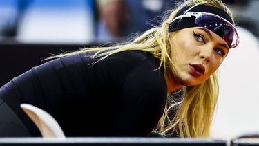 HEERENVEEN - Suzanne Schulting  tijdens de tweede 500 meter op de tweede dag van het World Cup kwalificatietoernooi schaatsen in Thialf. ANP VINCENT JANNINK