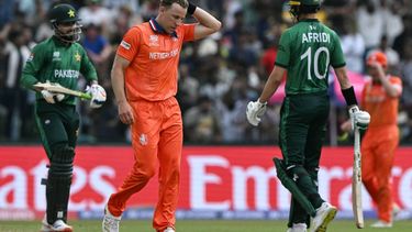 Netherlands' Logan van Beek (C) reacts after a delivery during the 2026 ICC Men's T20 Cricket World Cup group stage match between Pakistan and Netherlands at the Sinhalese Sports Club (SSC) Ground in Colombo on February 7, 2026. 
Ishara S. KODIKARA / AFP