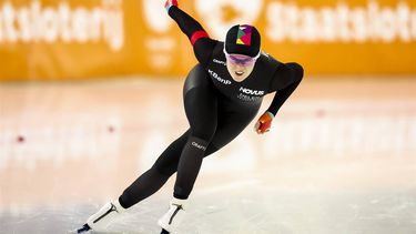 HEERENVEEN - Dione Voskamp tijdens de tweede 500 meter op de tweede dag van het World Cup kwalificatietoernooi schaatsen in Thialf. ANP VINCENT JANNINK