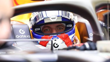 epa11925939 Red Bull Racing driver Max Verstappen of Netherlands sits in his car during the Formula 1 pre-season testing at Bahrain International Cirtcuit in Sakhir, Bahrain, 26 February 2025.  EPA/ALI HAIDER