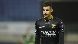 WAALWIJK - (l-r) VVV-Venlo keeper Delano van Crooij,  na de Nederlandse Eredivisie-wedstrijd tussen RKC Waalwijk en VVV-Venlo in het Mandemakers Stadion op 05 december 2020 in Waalwijk, Nederland.ANP ROY LAZET