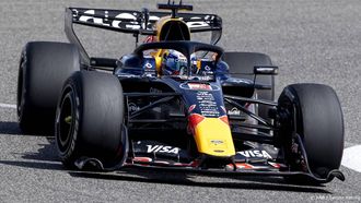 BAHREIN - Max Verstappen (Red Bull Racing) in actie tijdens de eerste testdag op het Bahrain International Circuit voorafgaand aan de start van het Formule 1-seizoen. SANDER KONING / ANP