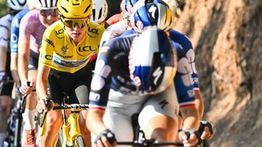 Canyon//SRAM zondacrypto's Polish rider Katarzyna Niewiadoma, wearing the overall leader's yellow jersey, rides in a breakaway during the 8th (out of 9) stage of the fifth edition of the Women's Tour de France cycling race, 171.9 km from Sisteron to Nice, in Nice, southeastern France on August 8, 2026. 
NICOLAS TUCAT / AFP