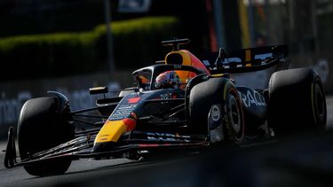 2023-07-23 17:55:12 Red Bull Racing's Dutch driver Max Verstappen races to win the Formula One Hungarian Grand Prix at the Hungaroring race track in Mogyorod near Budapest on July 23, 2023. 
Ferenc ISZA / AFP