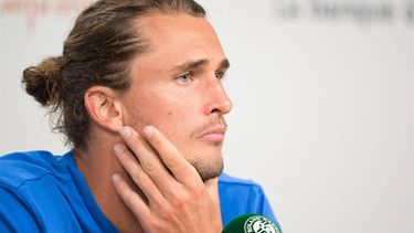 Germany's Alexander Zverev reacts as he addresses a press conference on day five of the French Open tennis tournament at the Roland Garros Complex in Paris on May 30, 2024. 
Bertrand GUAY / AFP