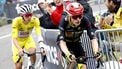 epa12247738 Yellow Jersey overall leader Slovenian rider Tadej Pogacar of UAE Team Emirates and Danish rider Jonas Vingegaard (R) of Team Visma-Lease a Bike in action on the final climb of the 14th stage of the Tour de France cycling race over 182.6km from Pau to Luchon-Superbagneres, France, 19 July 2025.  EPA/MARTIN DIVISEK