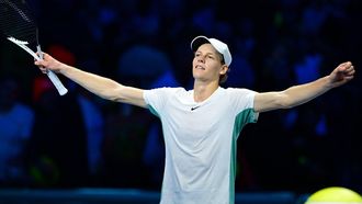 2023-11-18 17:05:23 Italy's Jannik Sinner celebrates after winning the semi-final match against Russia's Daniil Medvedev at the ATP Finals tennis tournament in Turin on November 18, 2023.
 
Tiziana FABI / AFP