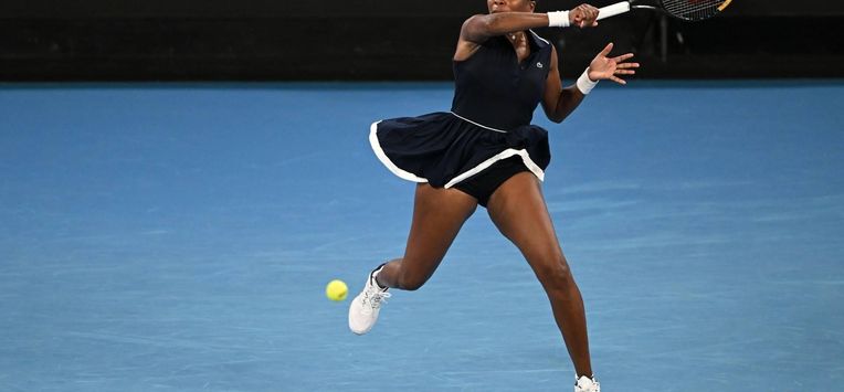 epa12658221 Venus Williams of the United States in action during the Women's Singles 1st round match against Olga Danilovic of Serbia on day 1 of the 2026 Australian Open tennis tournament at Melbourne Park in Melbourne, Australia, 18 January 2026.  EPA/LUKAS COCH  AUSTRALIA AND NEW ZEALAND OUT