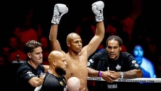 ROTTERDAM - Levi Rigters  voorafgaand aan zijn gevecht tegen Jamal Ben Saddik , tijdens het kickboksgala Glory 103 in Ahoy. ANP ROBIN UTRECHT