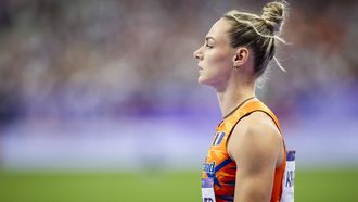PARIJS - Lieke Klaver voorafgaand aan de halve finale 200 meter, tijdens de Olympische Spelen. ANP IRIS VAN DEN BROEK