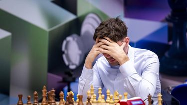 WIJK AAN ZEE - Jorden van Foreest (Nederland) op de eerste dag van het schaaktoernooi Tata Steel Chess. ANP FRANK VAN BEEK