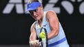 Netherlands' Suzan Lamens hits a return against Austria's Anastasia Potapova during their women's singles match on day one of the Australian Open tennis tournament in Melbourne on January 18, 2026. 
WILLIAM WEST / AFP
