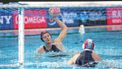 epa12230733 Simone Van de Kraats of the Netherlands (L) in action against Julieta Auliel of Argentina (R) during the Women's Water Polo match between Netherlands and Argentina at the World Aquatics Championships Singapore 2025 in Singapore, 11 July 2025.  EPA/HOW HWEE YOUNG