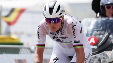 Belgian Lotte Kopecky of SD Worx - Protime competes during the women Belgian National Road Race Championship, 123km, from Sint-Lievens-Houtem to Zottegem, on June 23, 2024. 
KURT DESPLENTER / Belga / AFP