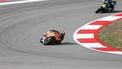 Red Bull KTM Ajo team's Dutch Moto2 rider Collin Veijer competes with Italtrans Racing Team's Brazilian Moto2 rider Diogo Moreira (up) during the Moto2 race of the Portuguese Grand Prix at the Algarve International Circuit in Portimao on November 9, 2025. 
PATRICIA DE MELO MOREIRA / AFP